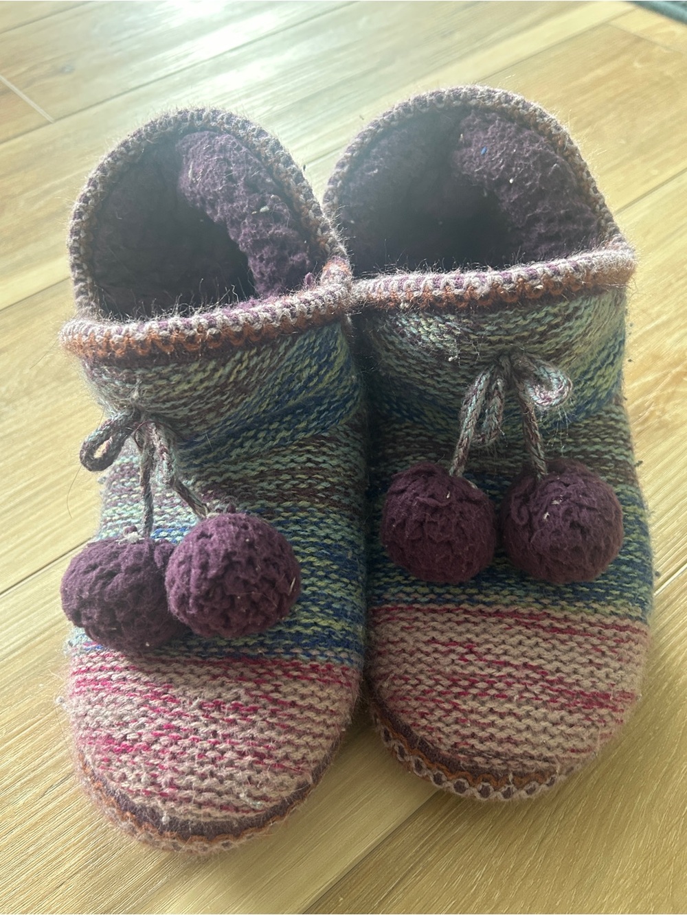 MUK LUKS Women's Amira Boot Slipper Small (5-6)
